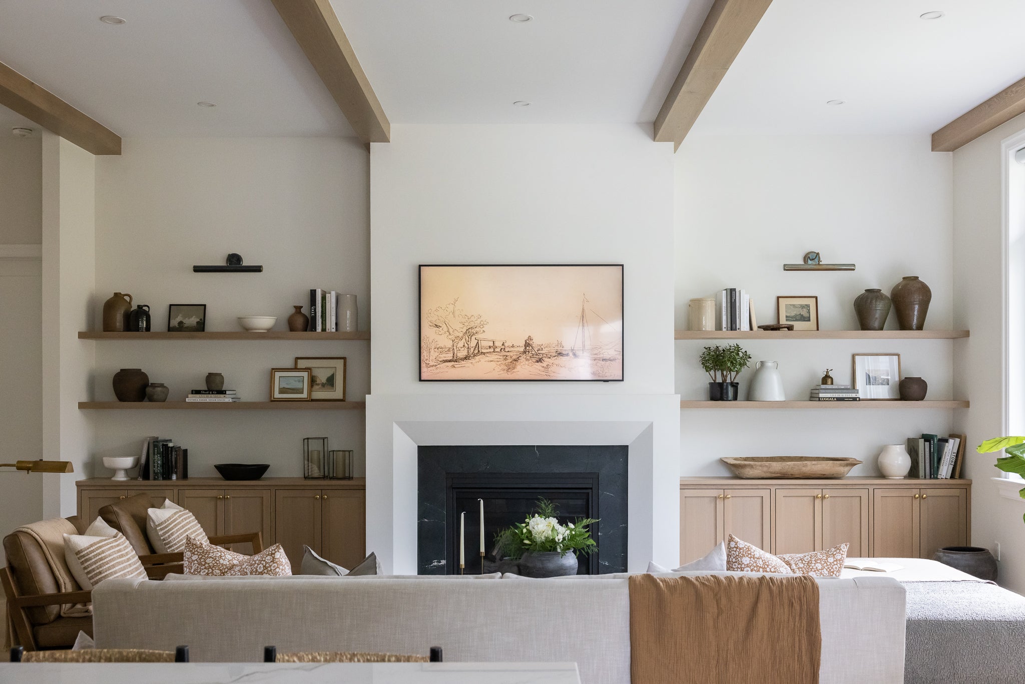 Woodhill Bungalow Project: Living Room Reveal