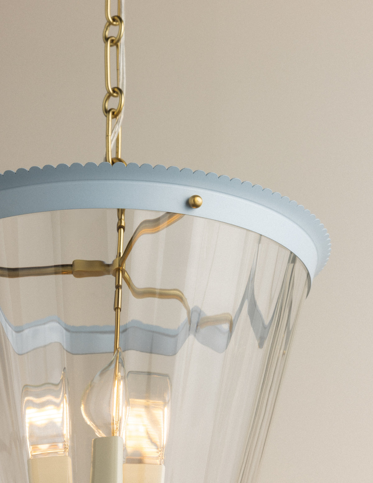 Lucretia Lantern