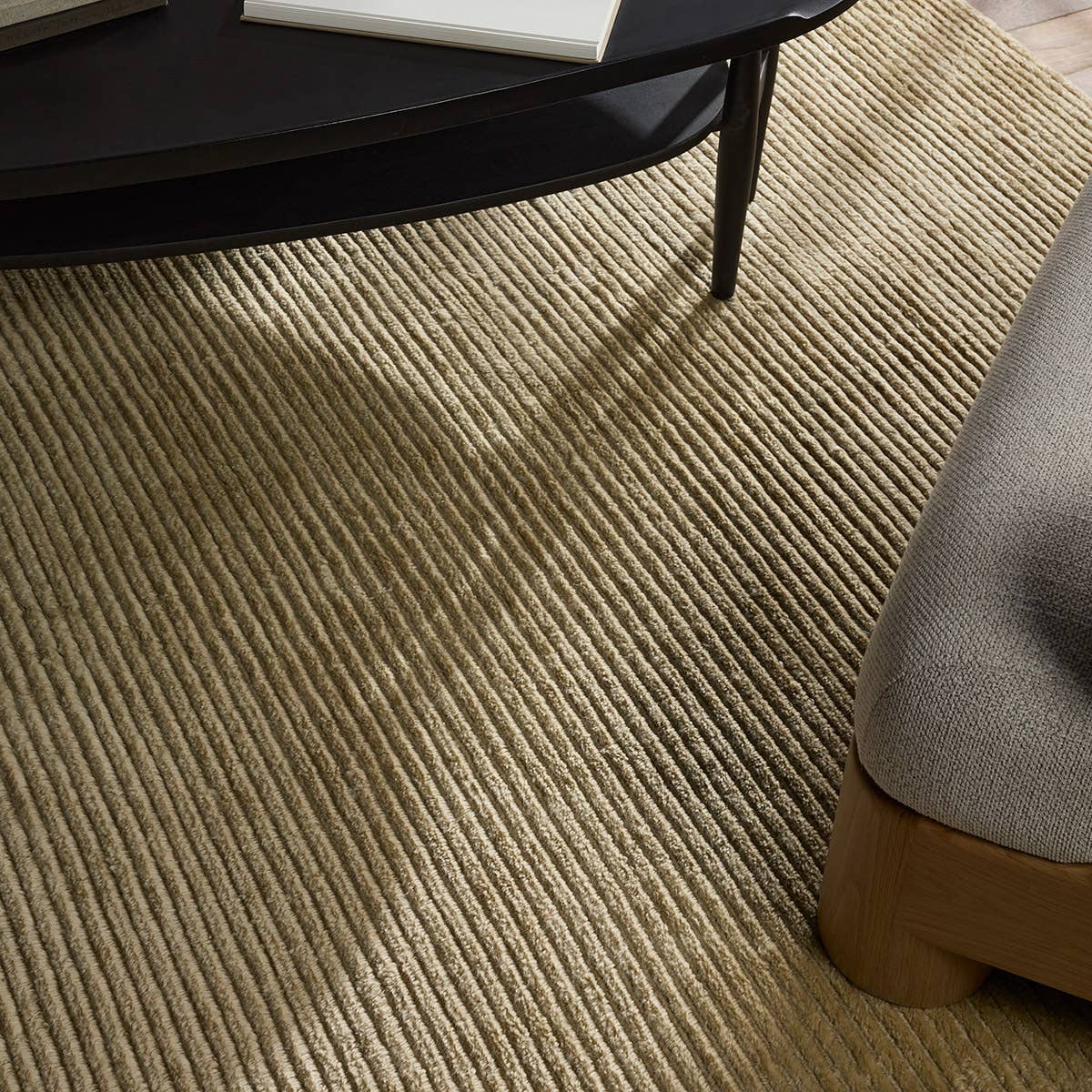 Aion Atropos Rug – AIO04 – room scene