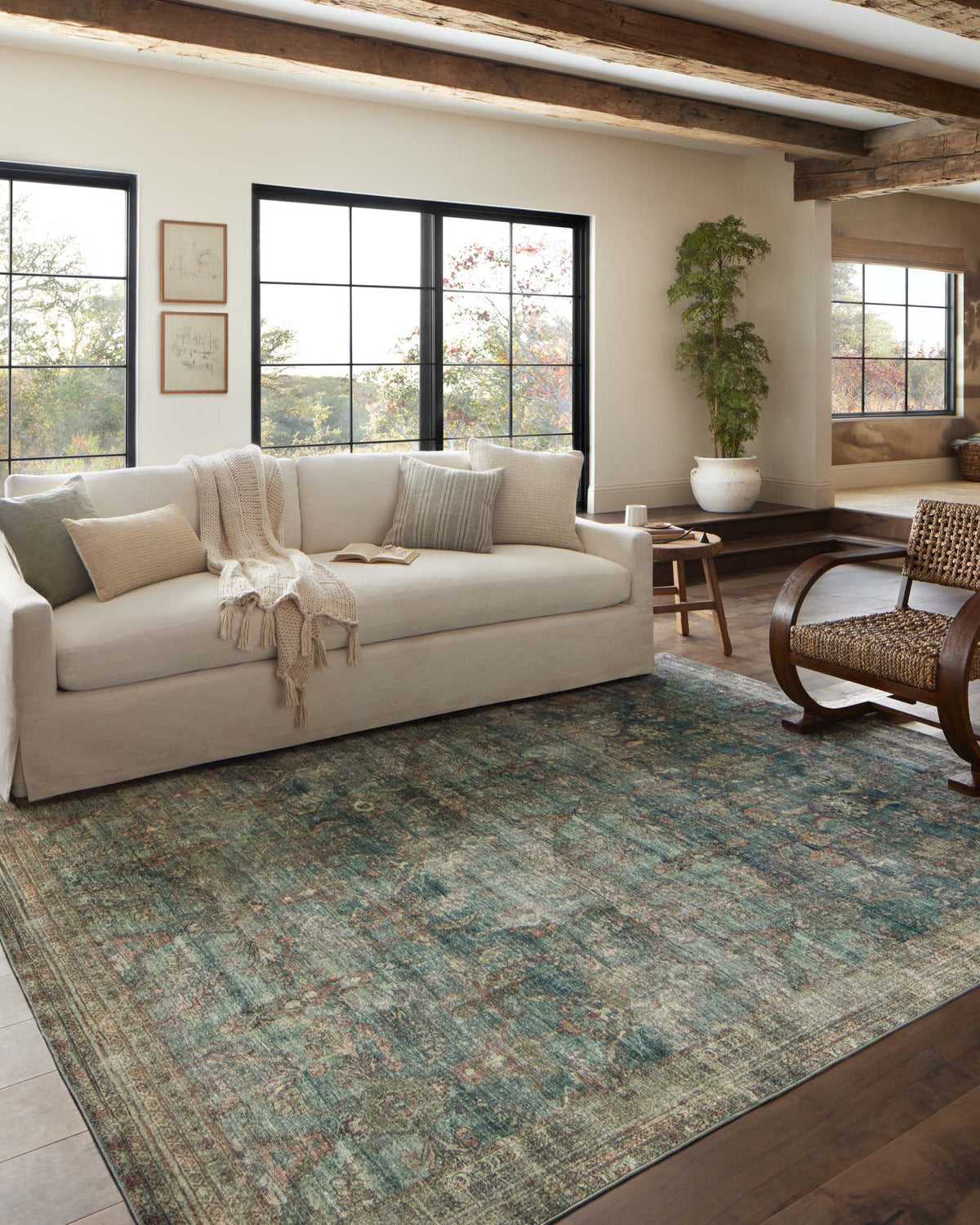 Banks Ocean/Spice Rug – room scene