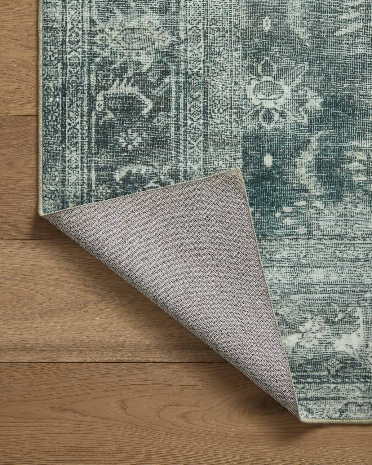 Banks Blue/Lagoon Rug – detail