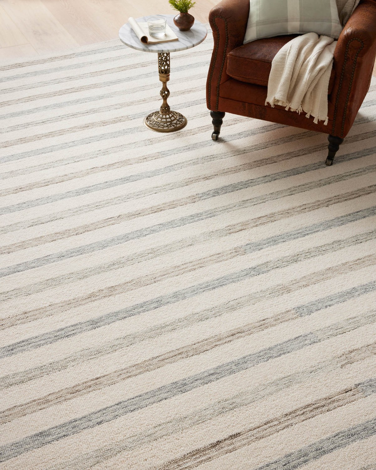 Chris Ivory/Slate Rug – room scene