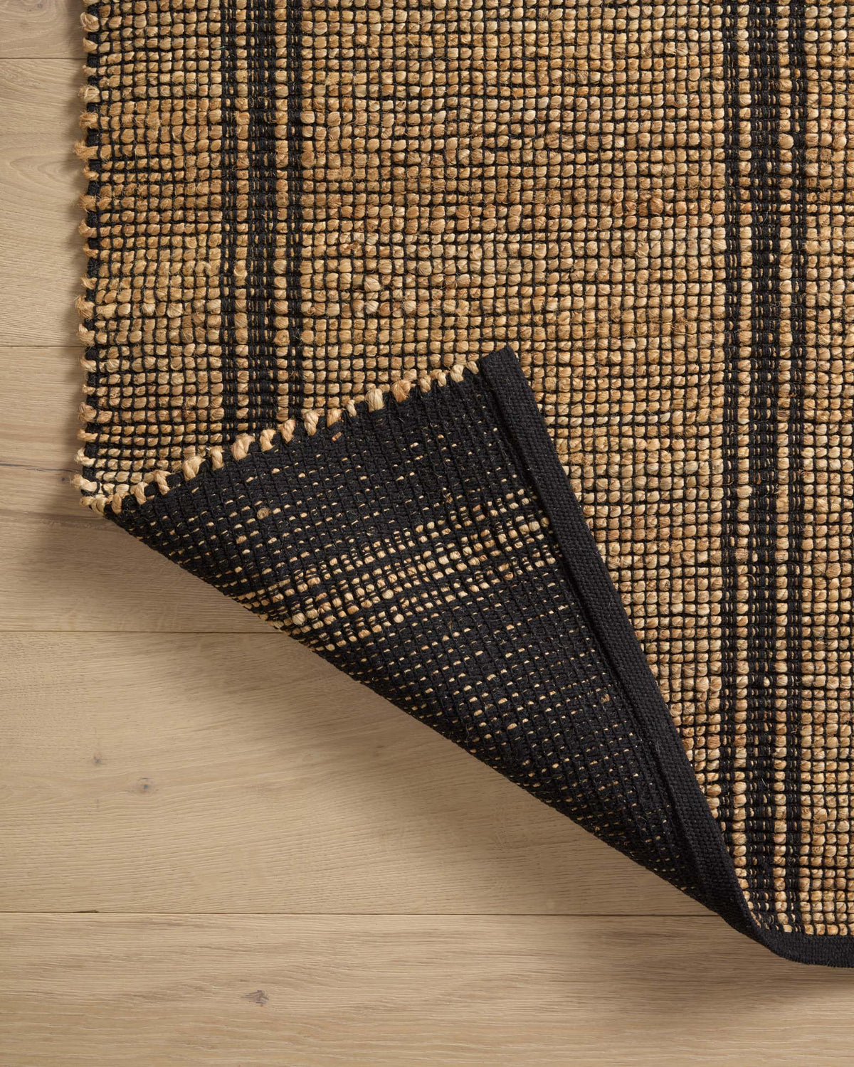 Colton Natural/Black Rug – detail