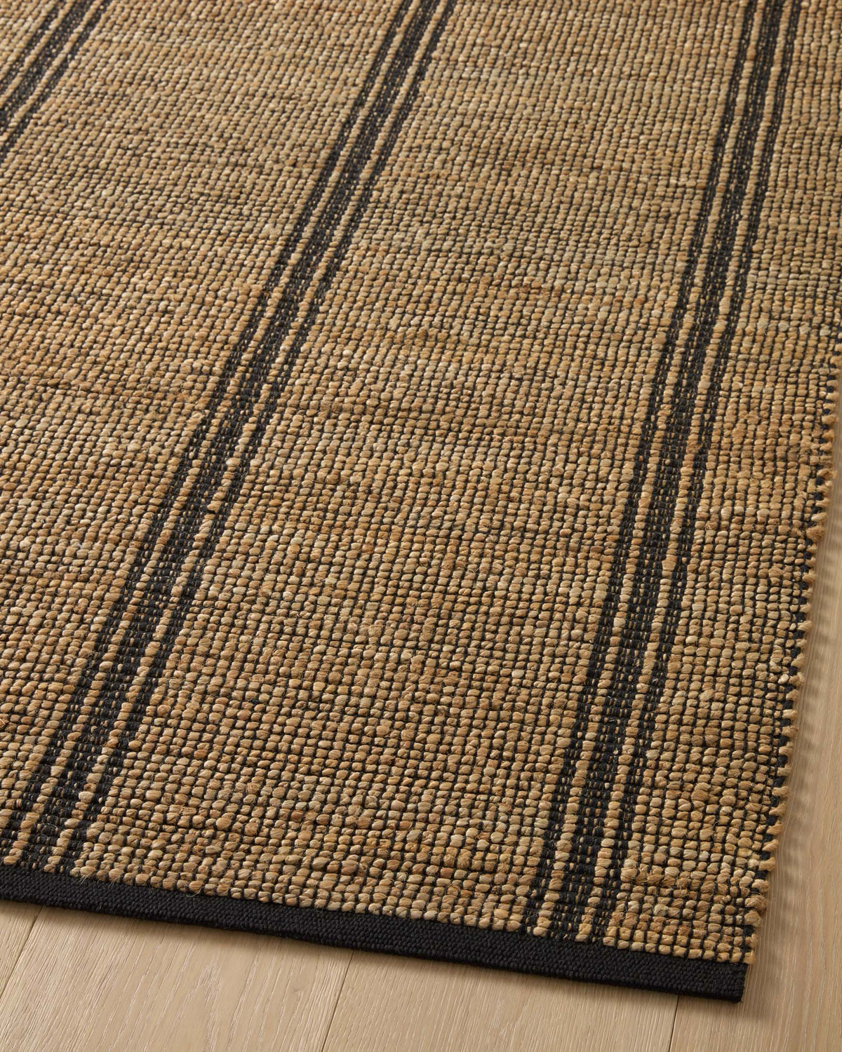 Colton Natural/Black Rug – detail