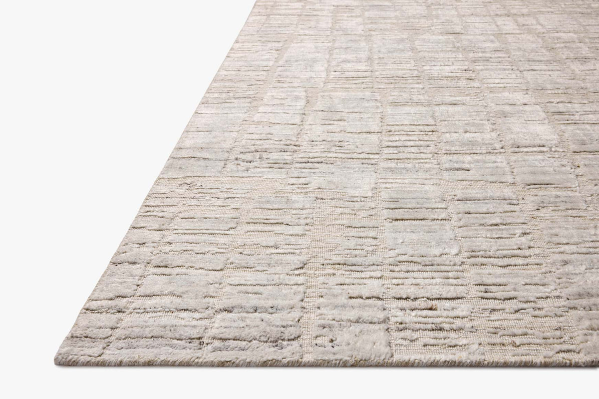 Daniel Antique Ivory Rug – corner detail