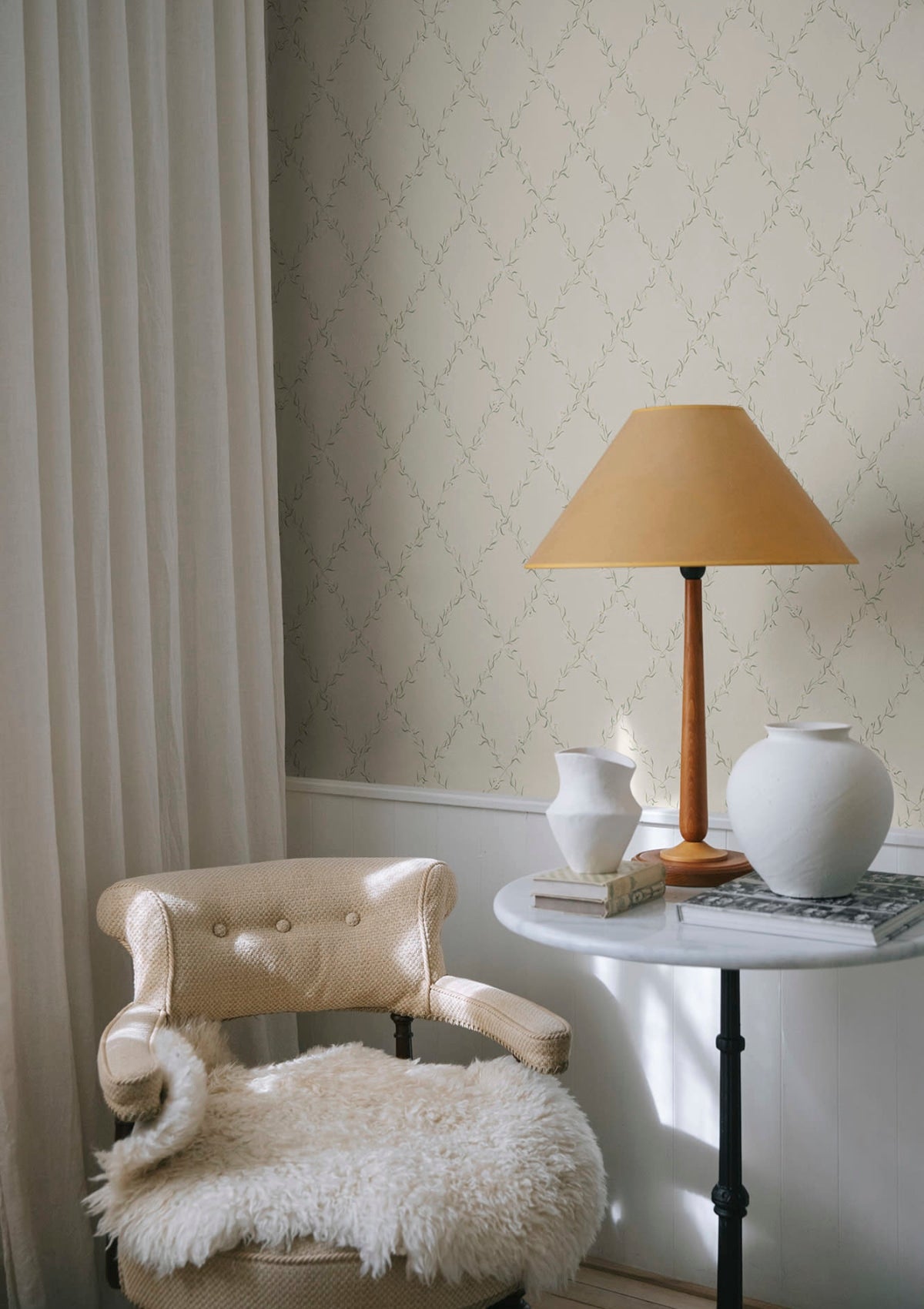 Ewa Wallpaper in Sandstone