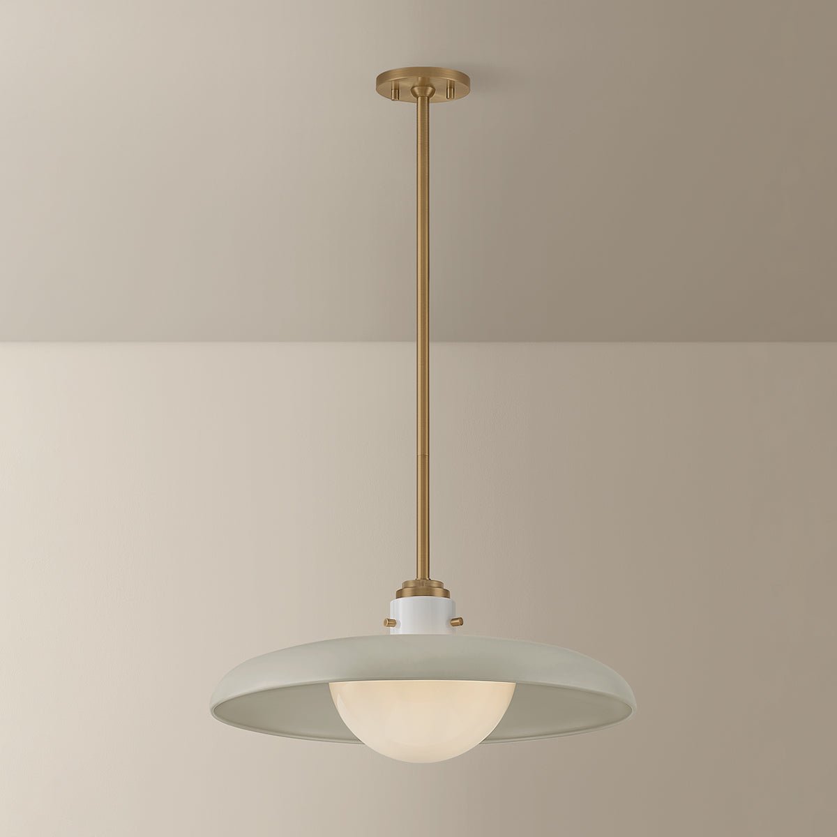 Gustavo Pendant – 20" W