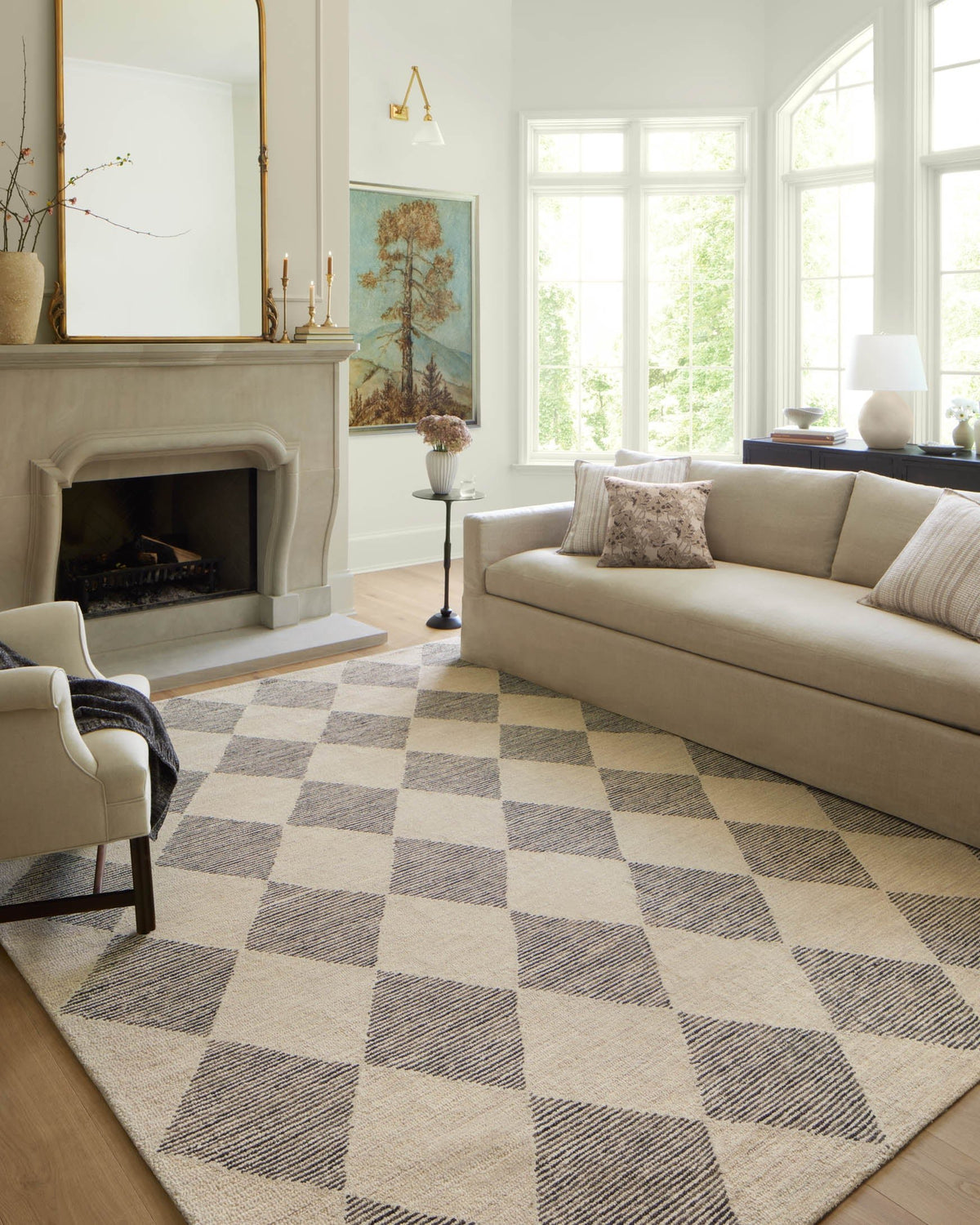 Francis Beige/Charcoal Rug – room scene