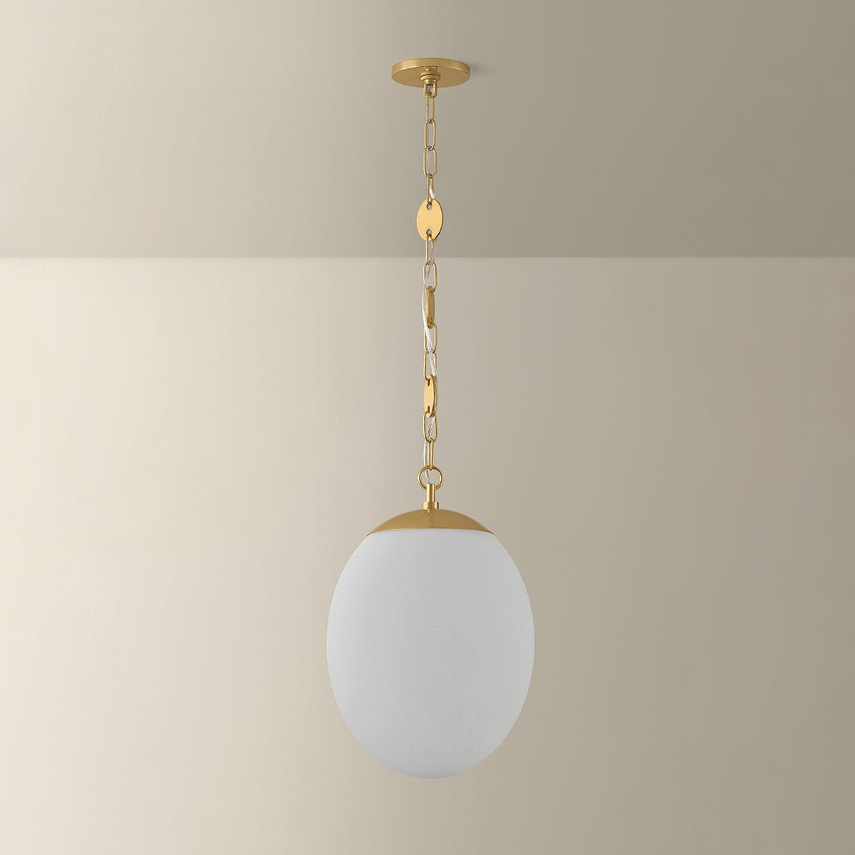 Nell Pendant – 12" W