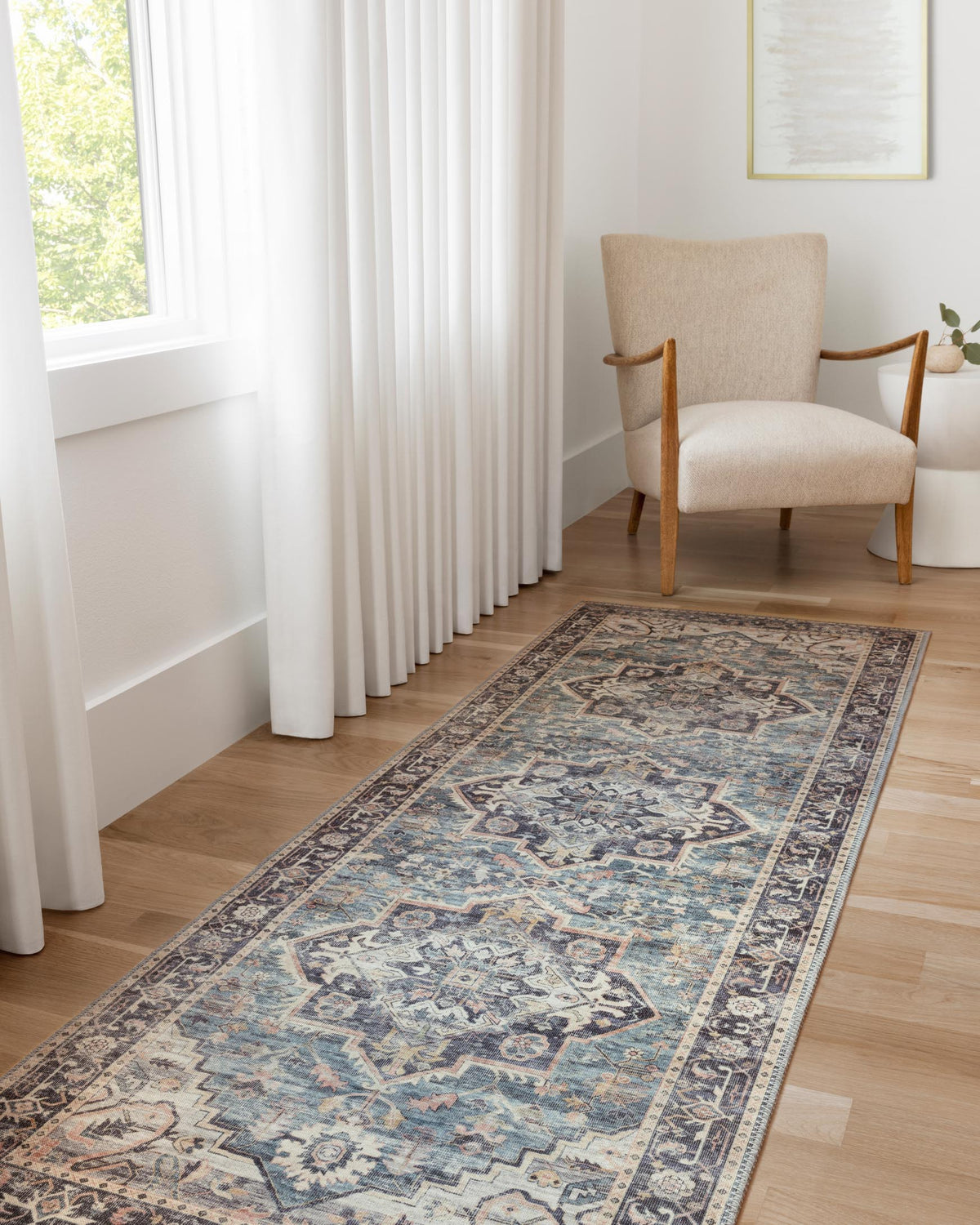Hathaway Navy/Multi Rug – room scene