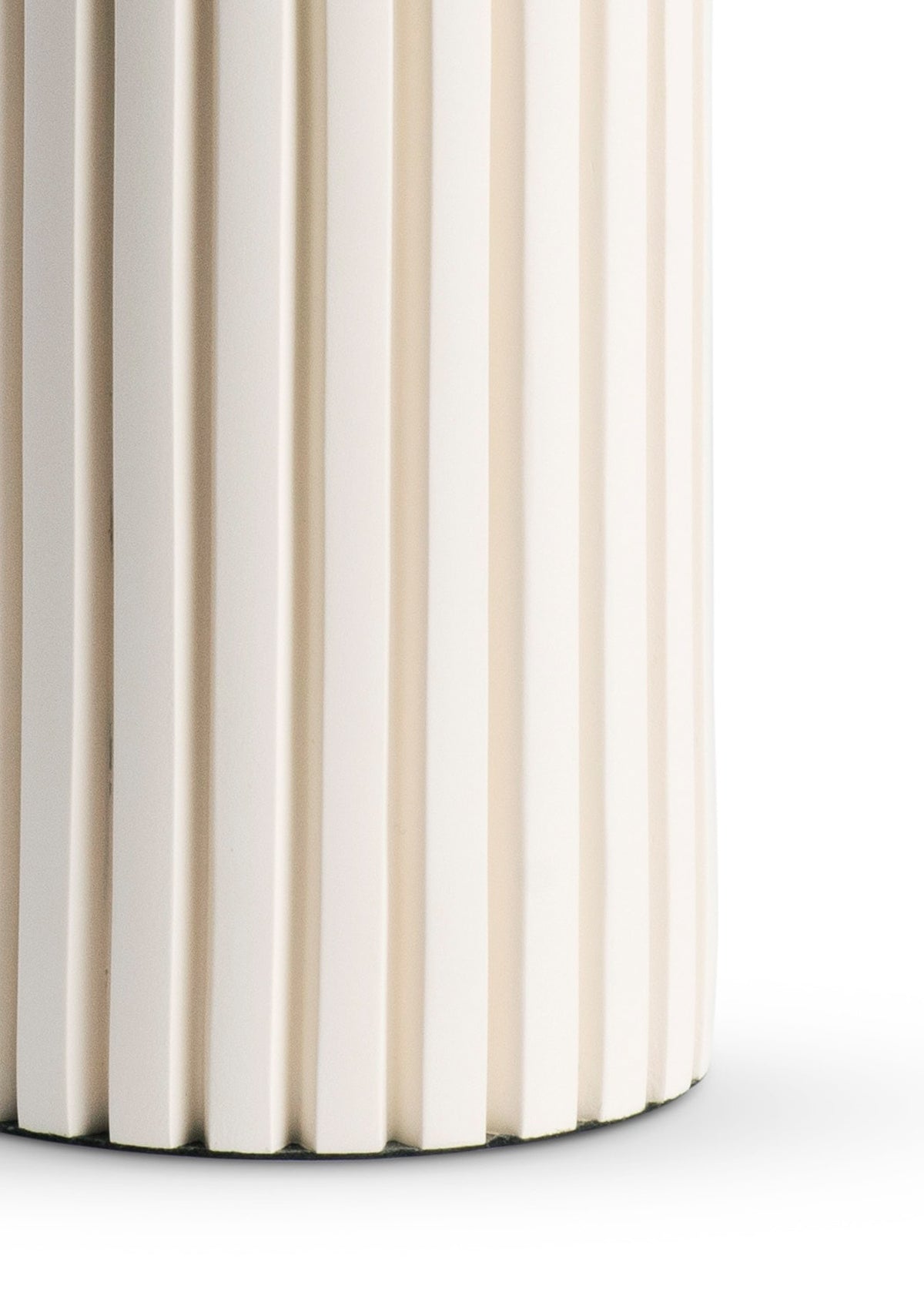 Hollis Table Lamp