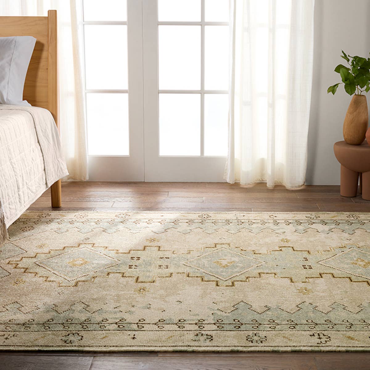 Kai Pathos Rug – KAI14 – room scene