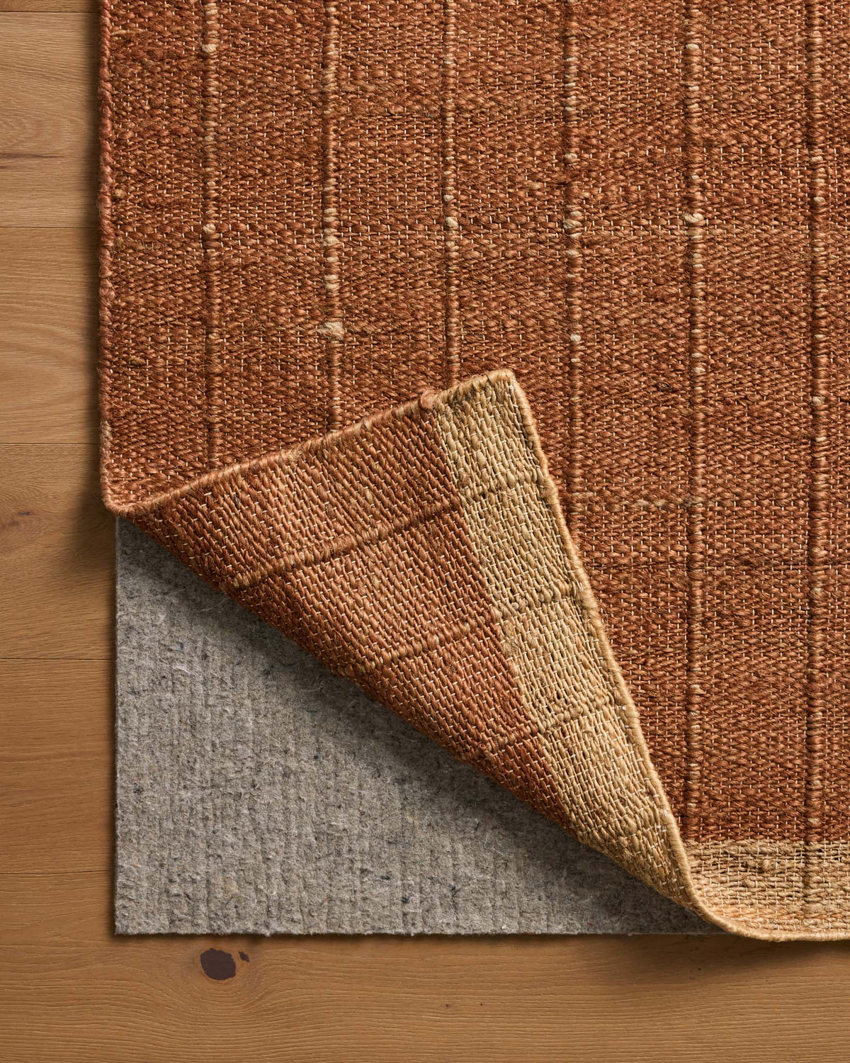 Laken Rust/Natural Rug – detail