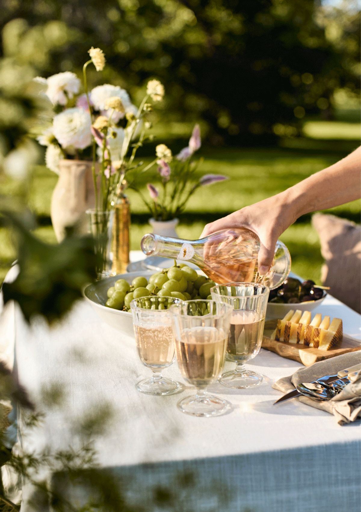 Lila Wine Glass