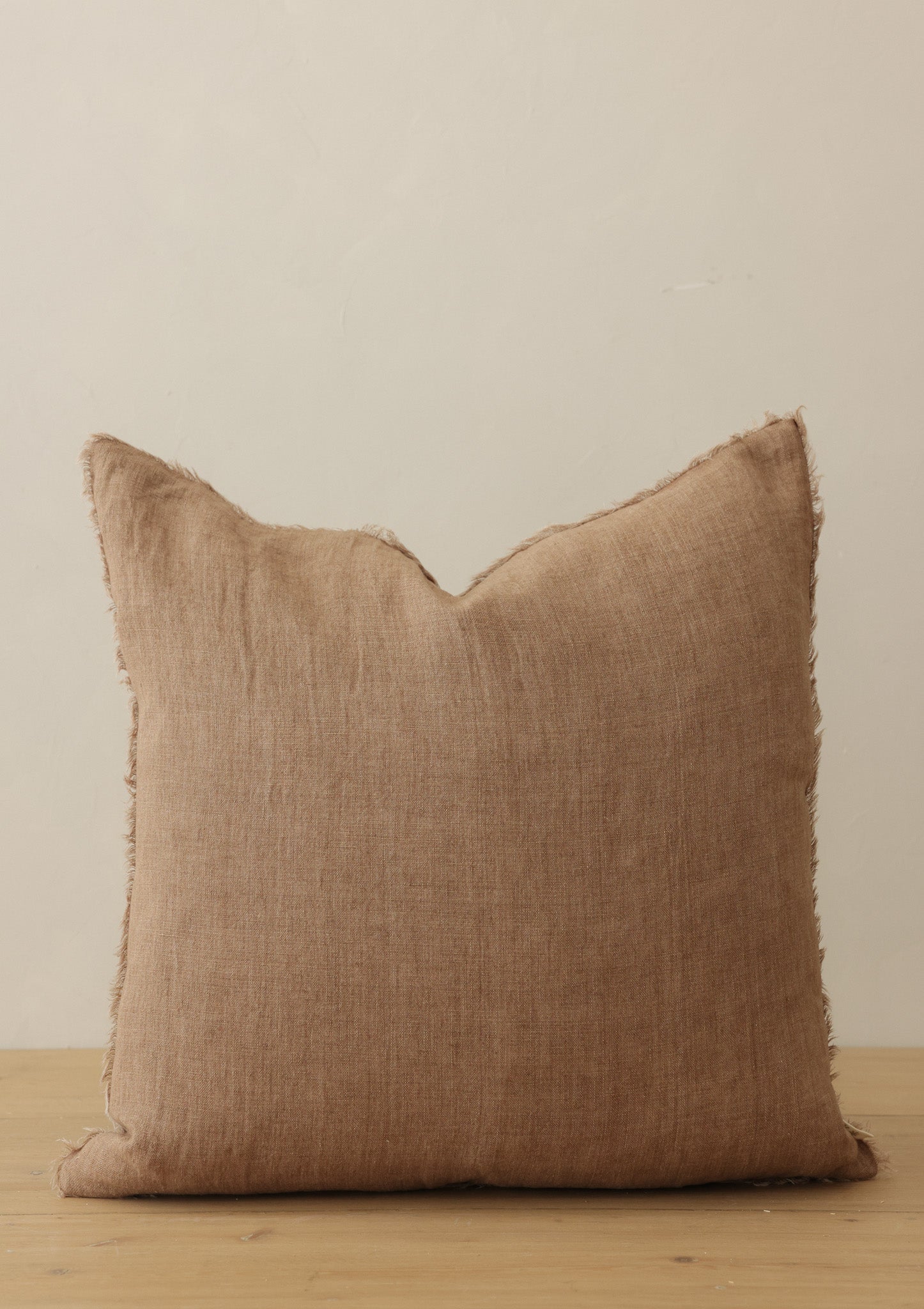 Lina Linen Pillow 20x20