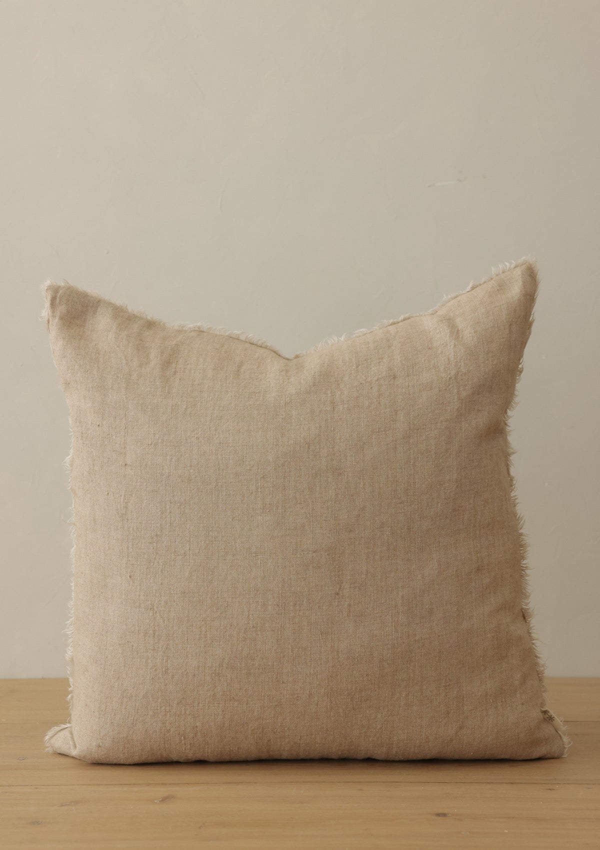 Lina Linen Pillow 20x20