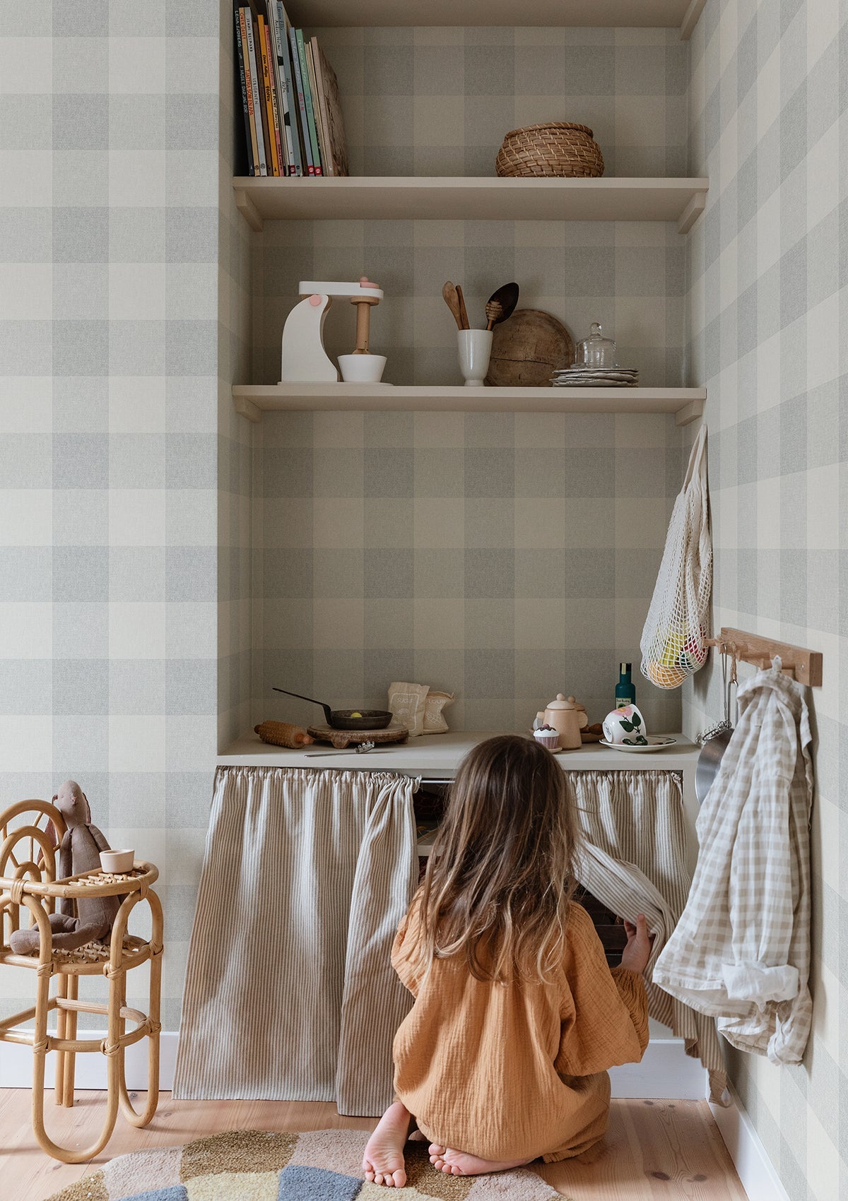 Lykke Wallpaper in Misty Blue