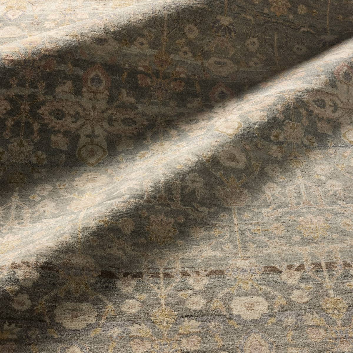 Mihret Arpina Rug – MIH06 – close-up