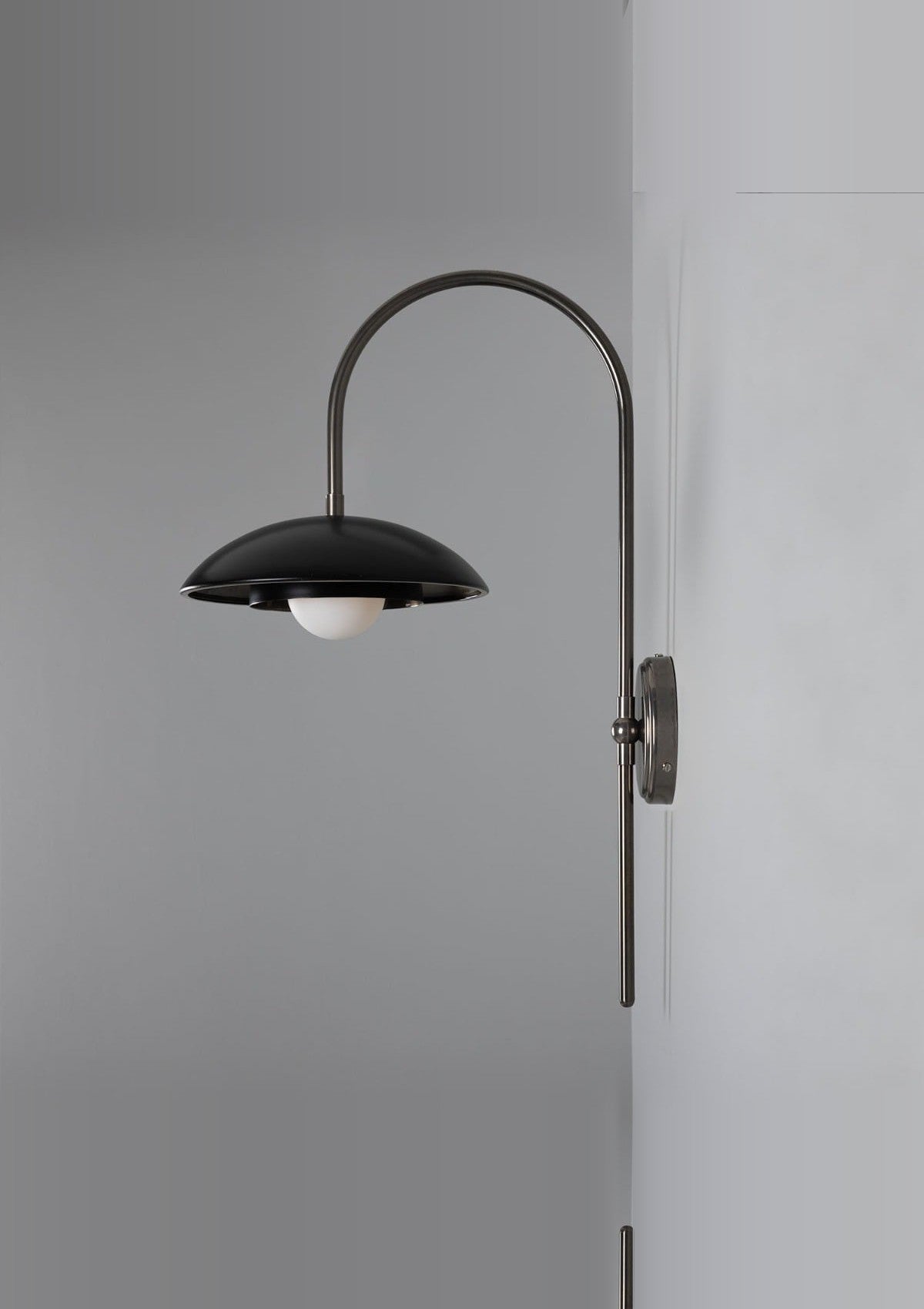 Marrakesh Art Deco Arc Wall Sconce – Antique Silver and Powder-Coated Matte Black