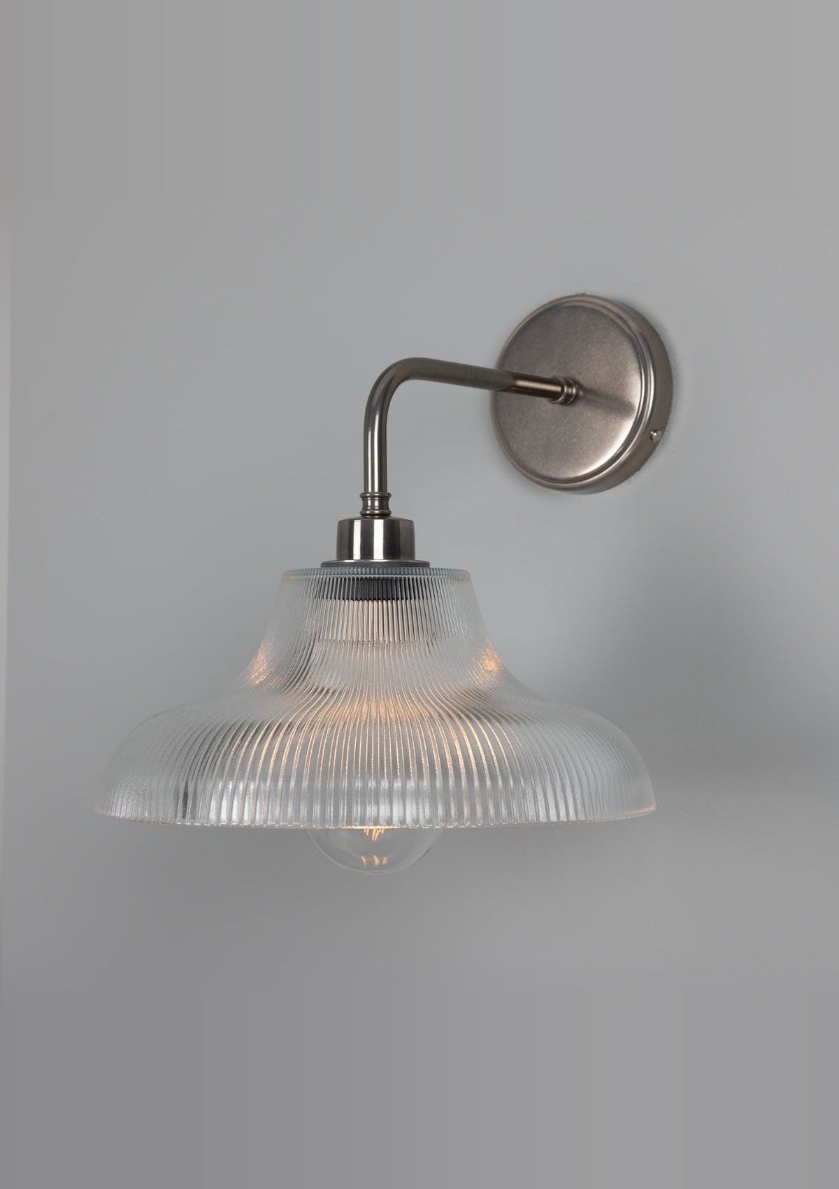 Mono Vintage Railway Glass Bathroom Wall Sconce – Antique Silver