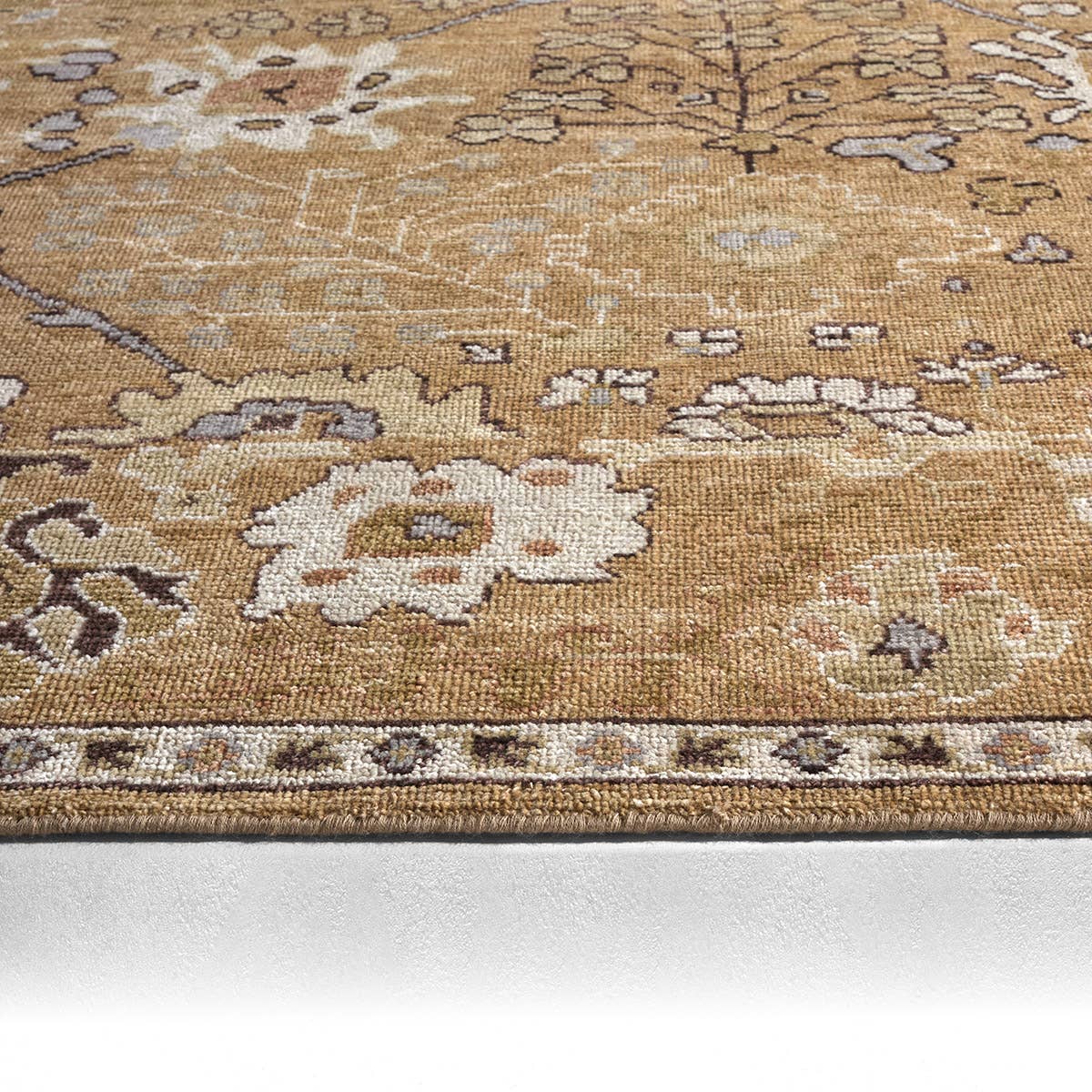 Neveah Matrona Rug – NEV01 – close-up