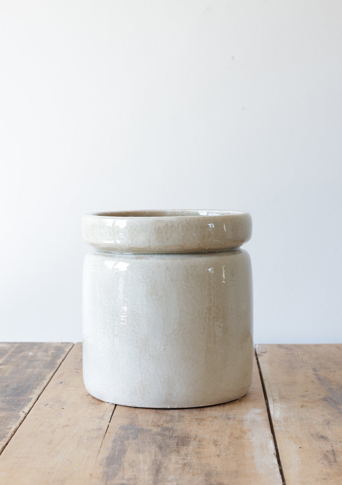 Oriana Glazed Pot