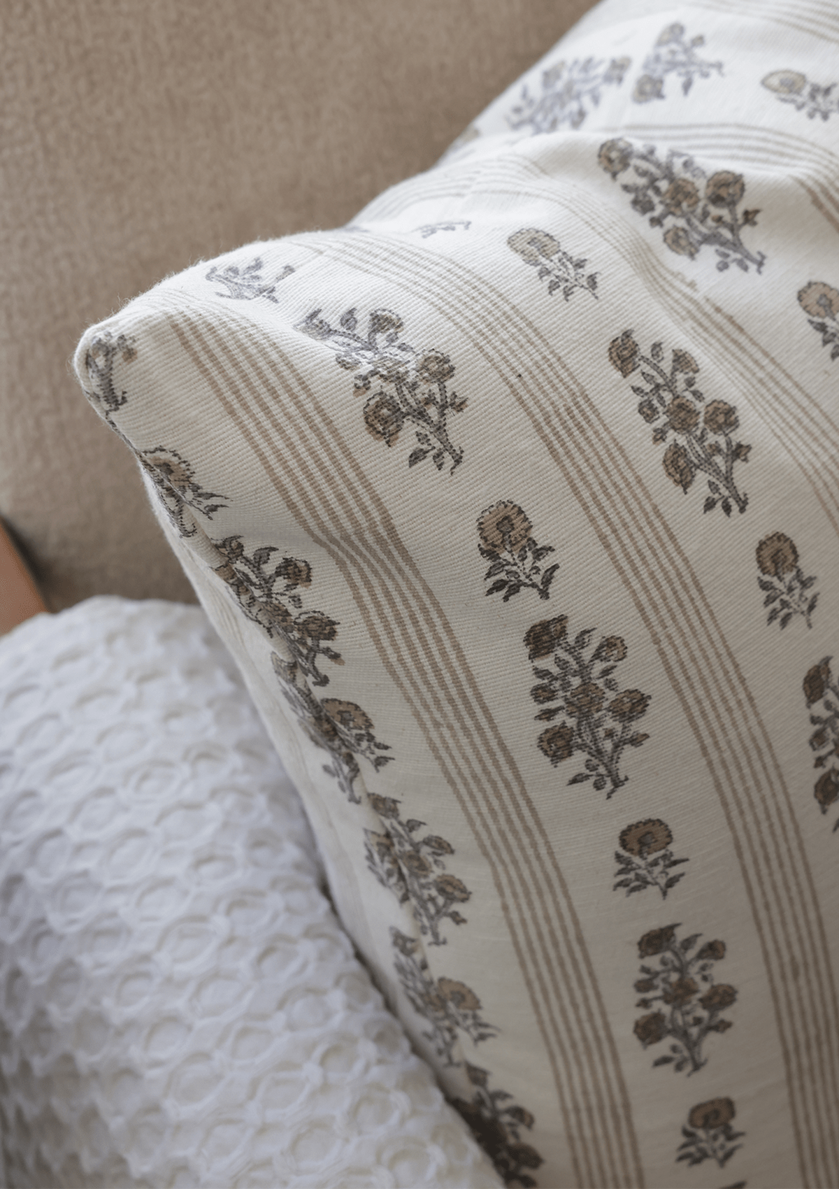 Roselle Pillow Cover