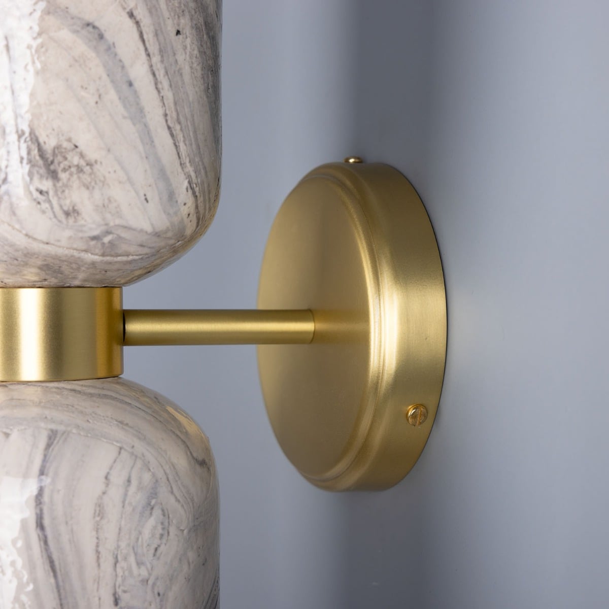 Sakura Marbled Ceramic and Brass Double Wall Sconce – Detail