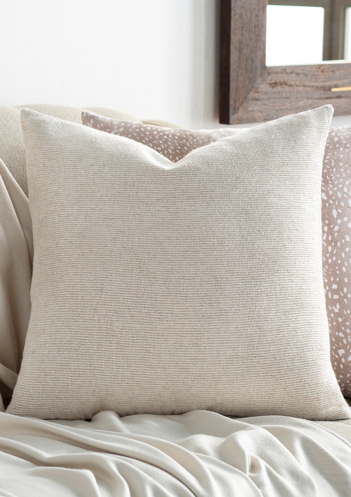 Salone Pillow Cover