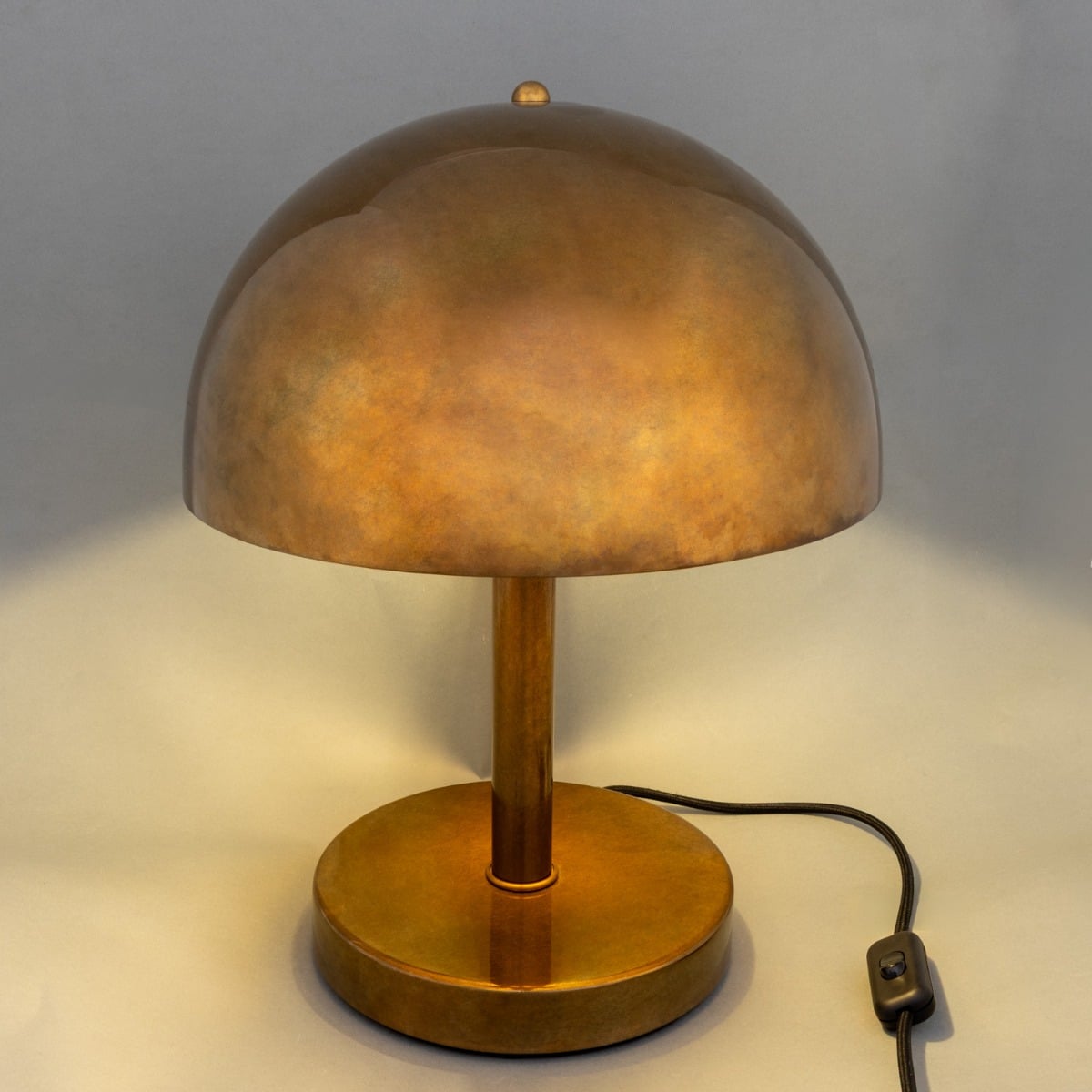 Turku Modern Brass Dome Table Lamp