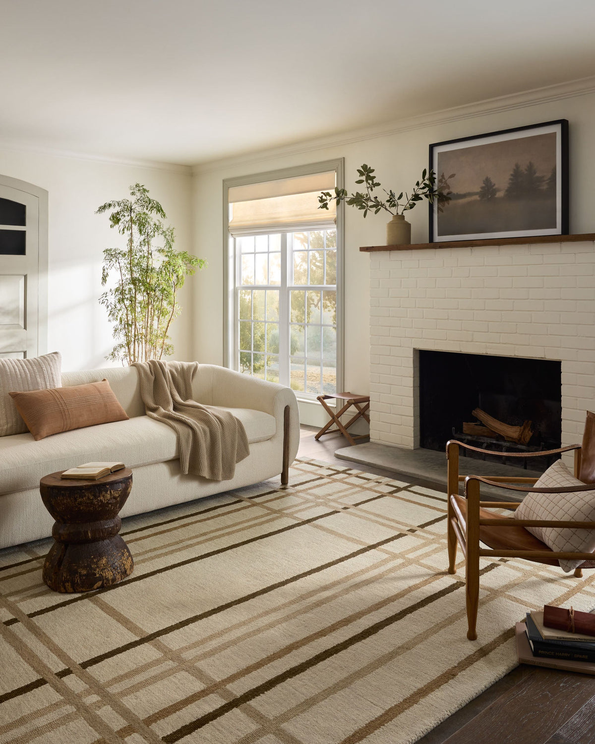 Waylon Natural/Bark Rug – room scene