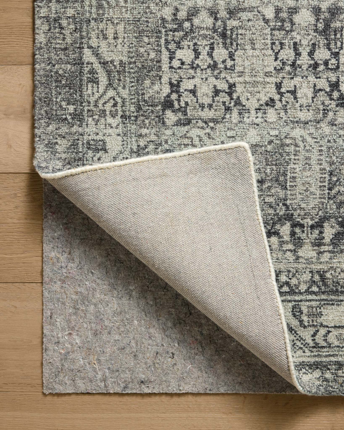Wimberly Granite/Cream Rug – detail