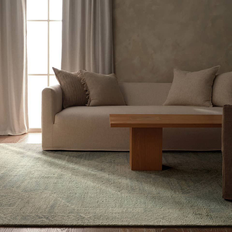 Sevak Sarosh Rug – SEV08 – room scene