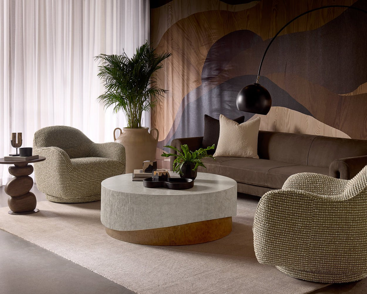 Tesoro Swivel Lounge Chair