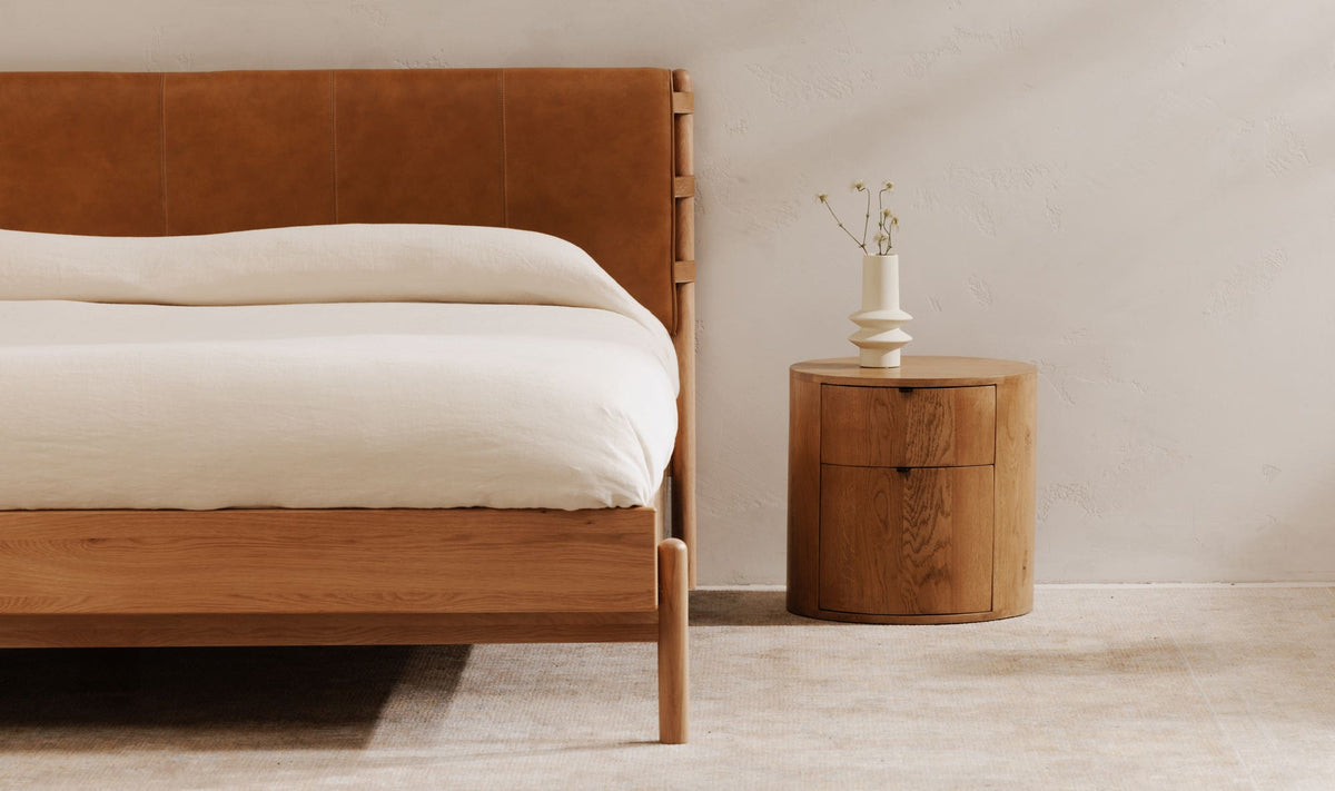 Colby Queen Bed - Brown