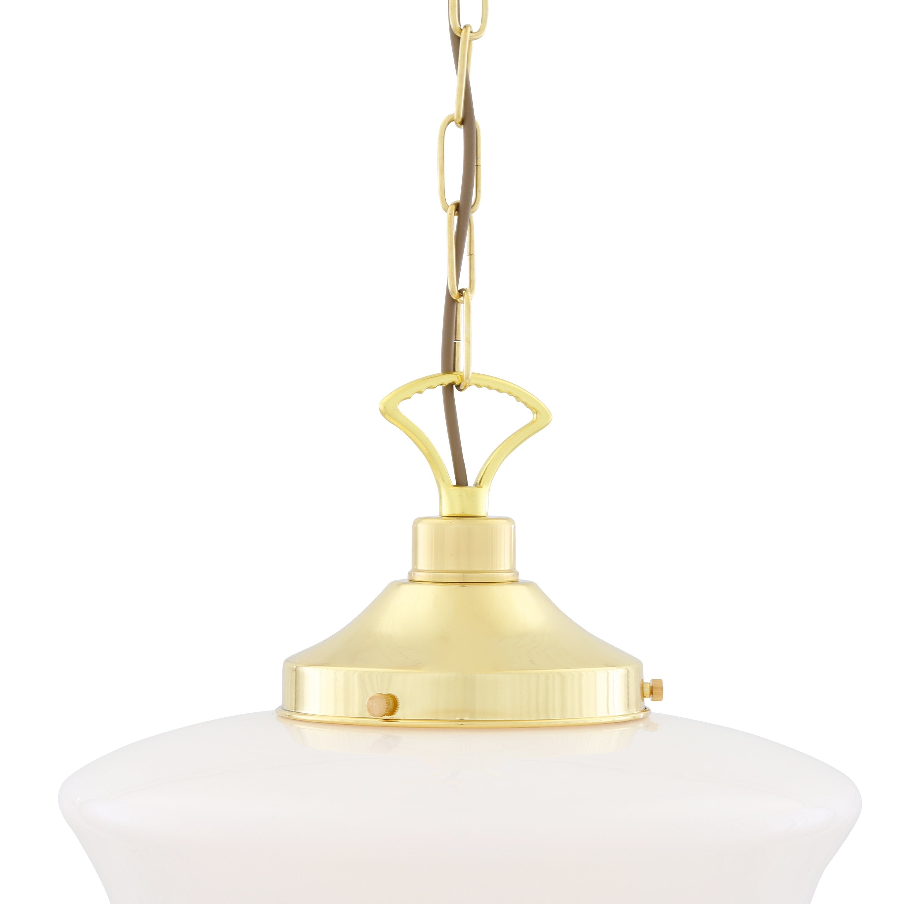 The Classic Schoolhouse Pendant light has a brass chain and lampholder.