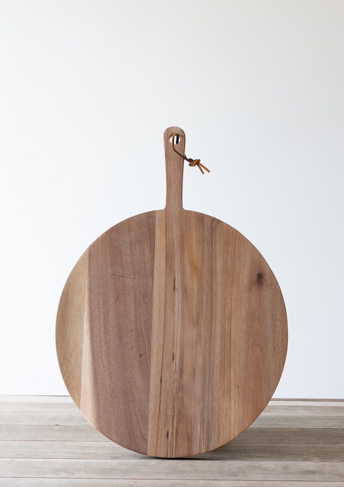 Alaric Serving Board - Round