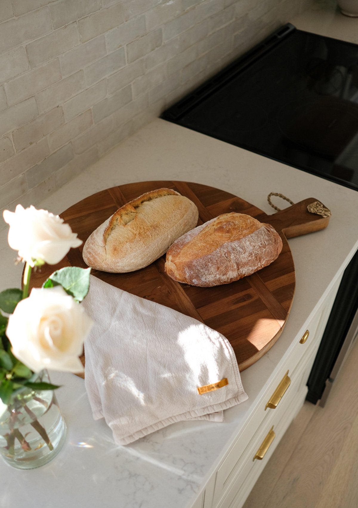 The Clay Vintage Wash Tea Towel adds both stunning textiles and functionality to your kitchen.