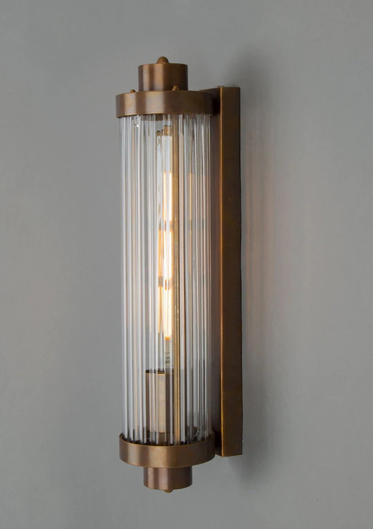 Louise Vintage Rippled Glass and Brass Bathroom Wall Light – MaisonBlonde