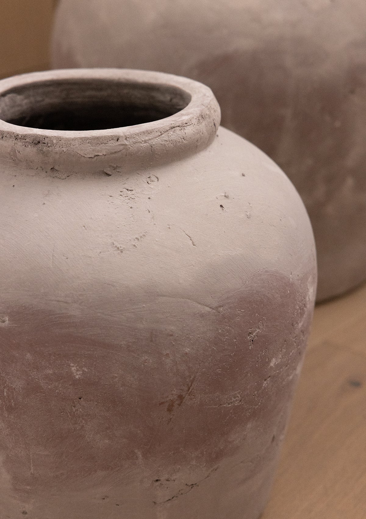 Senna Terracotta Pot