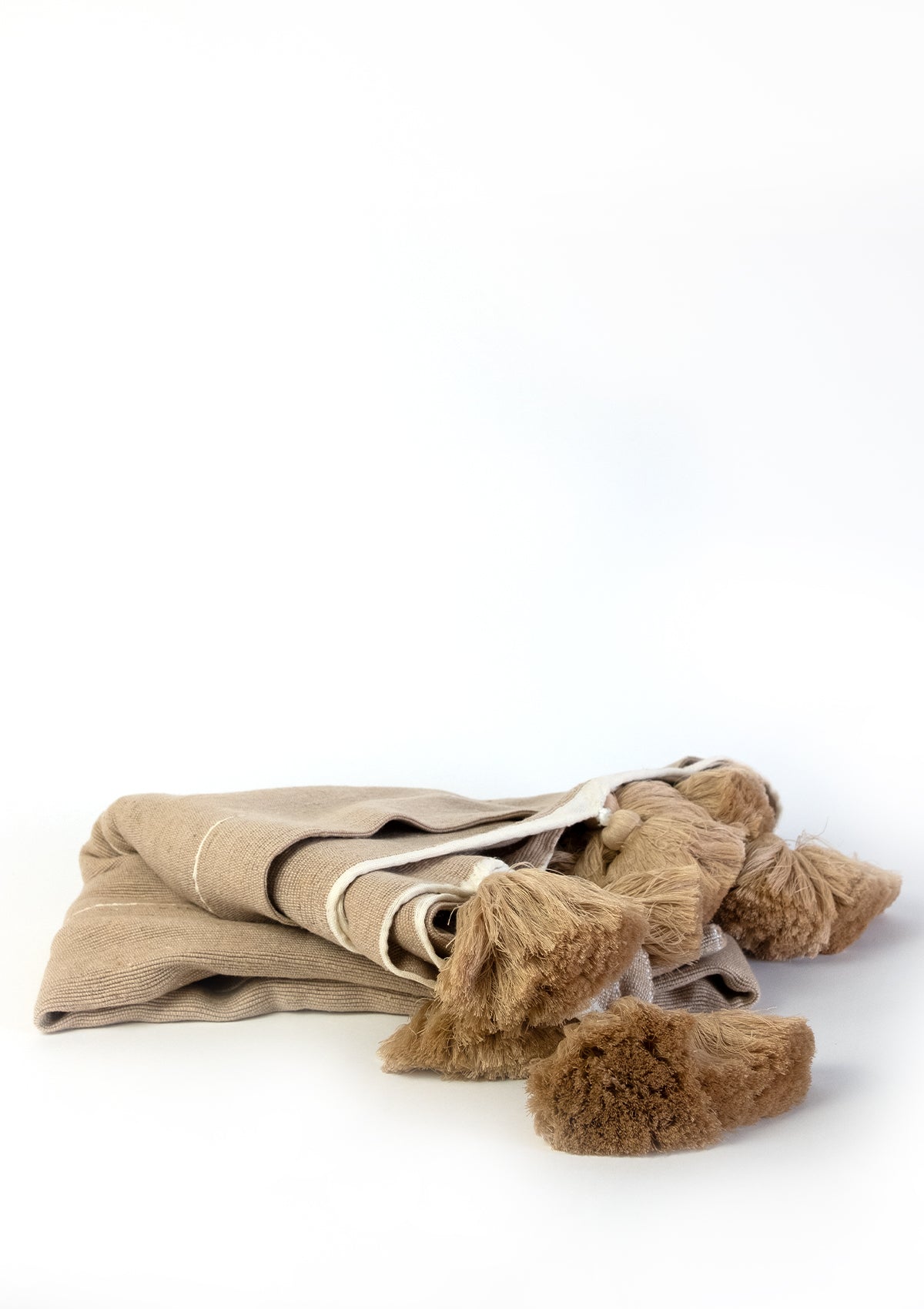 Tessa Throw