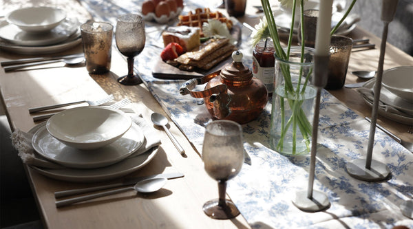 Spring Table Setting Guide