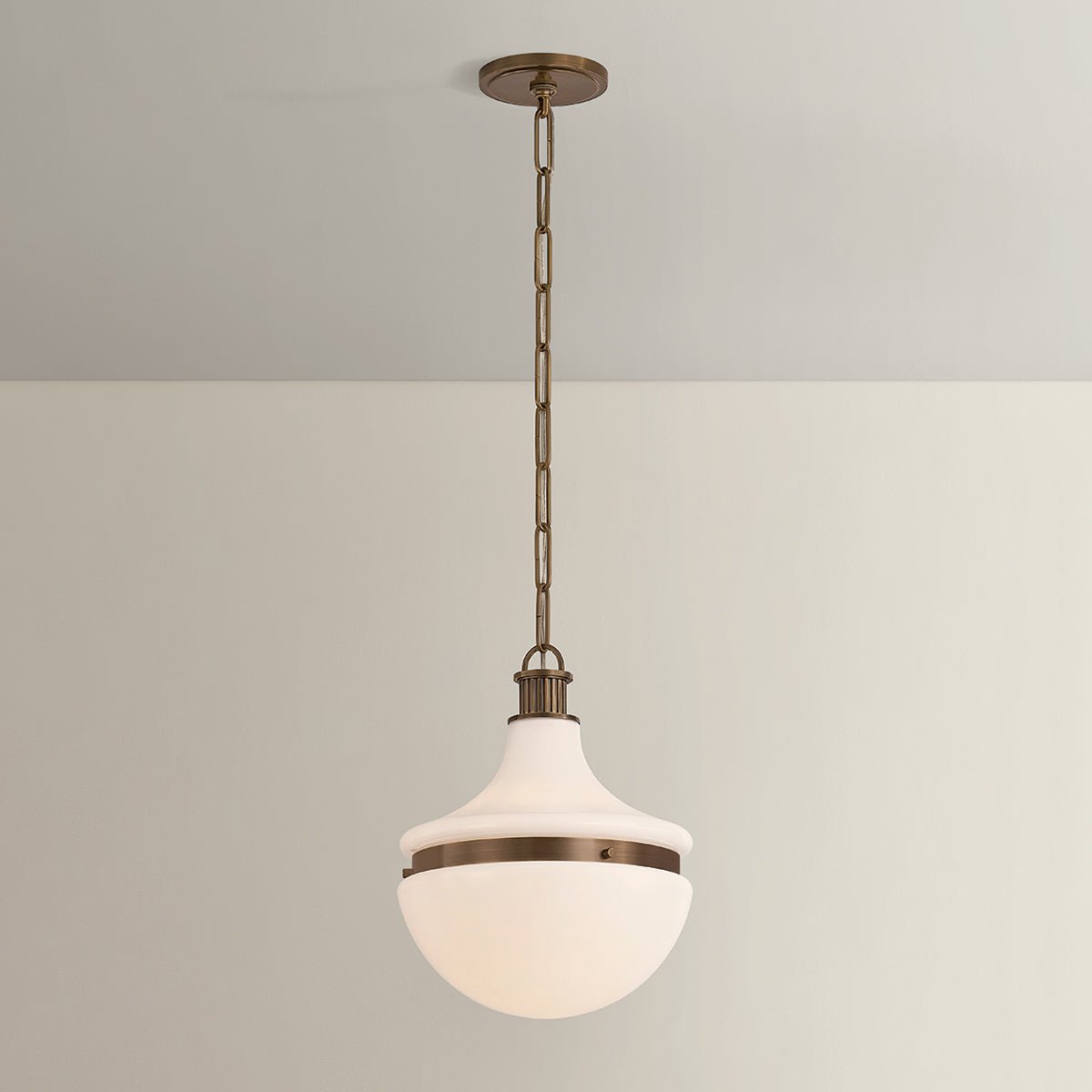 Barryville Pendant – 12" W