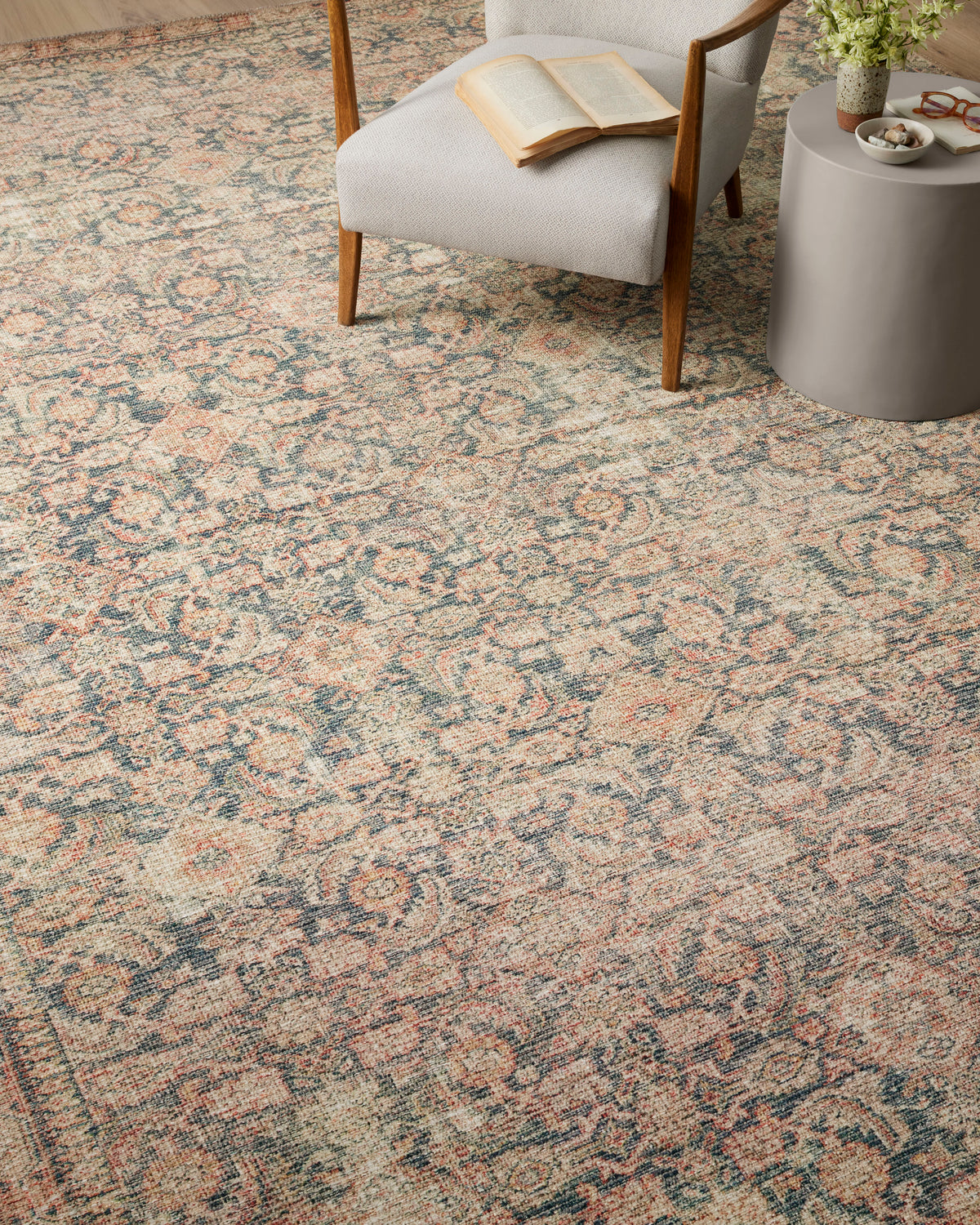 Aubrey Navy/Multi Rug – room scene
