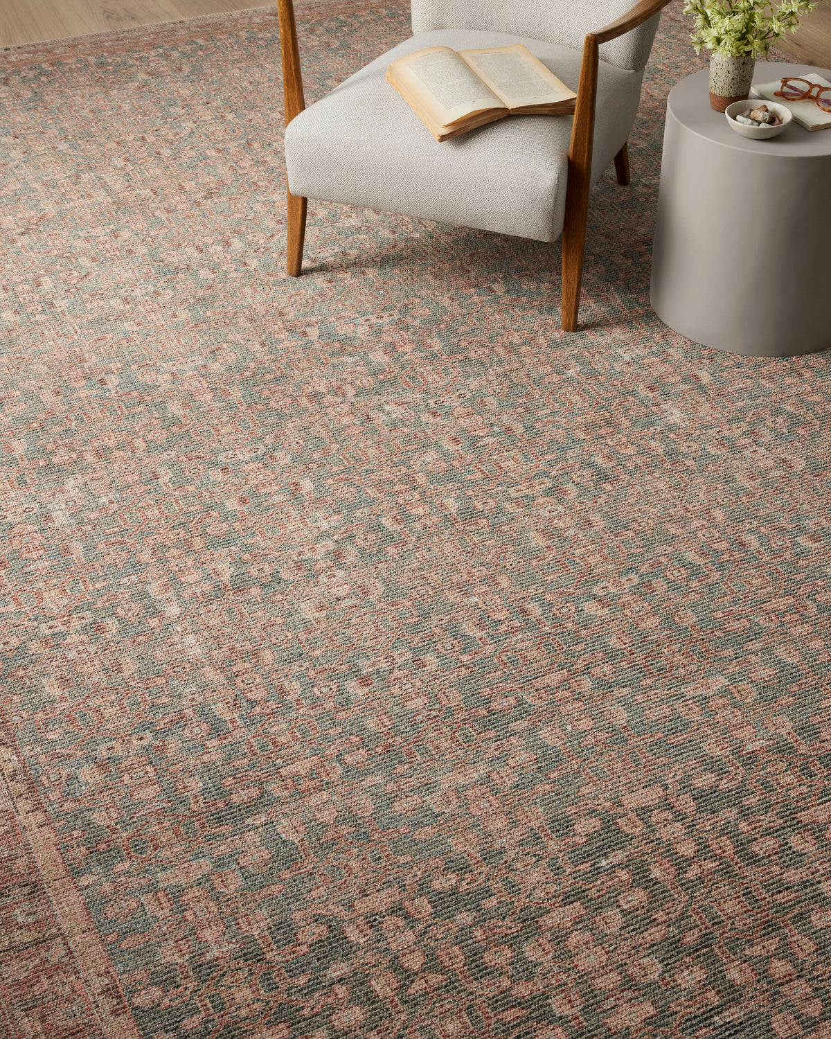 Aubrey Blue/Terracotta Rug – room scene