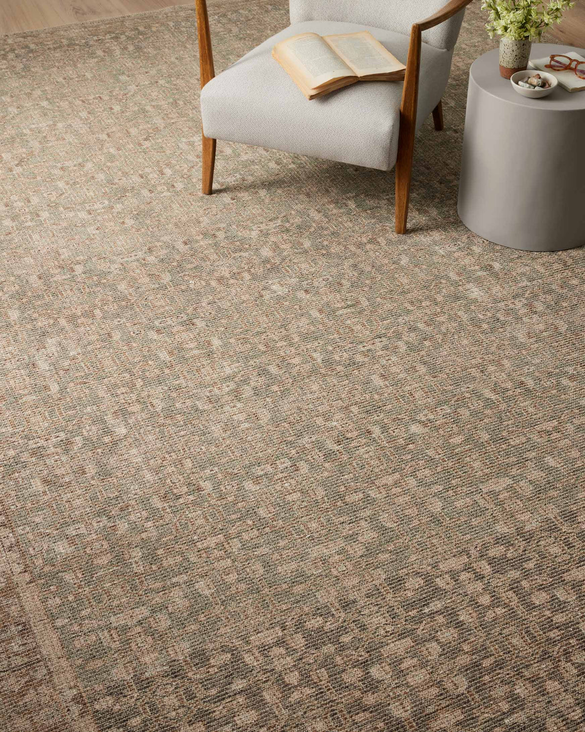 Aubrey Sage/Bark Rug – room scene