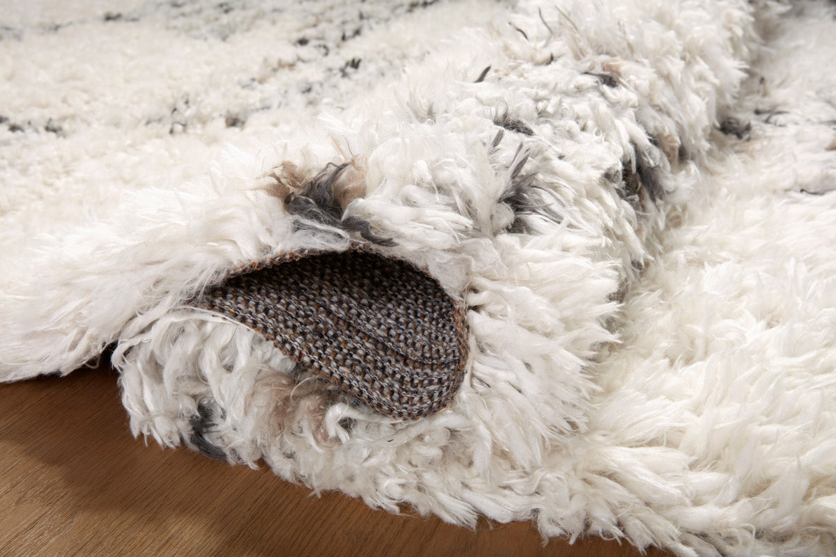 Amira Ivory/Granite Rug – detail