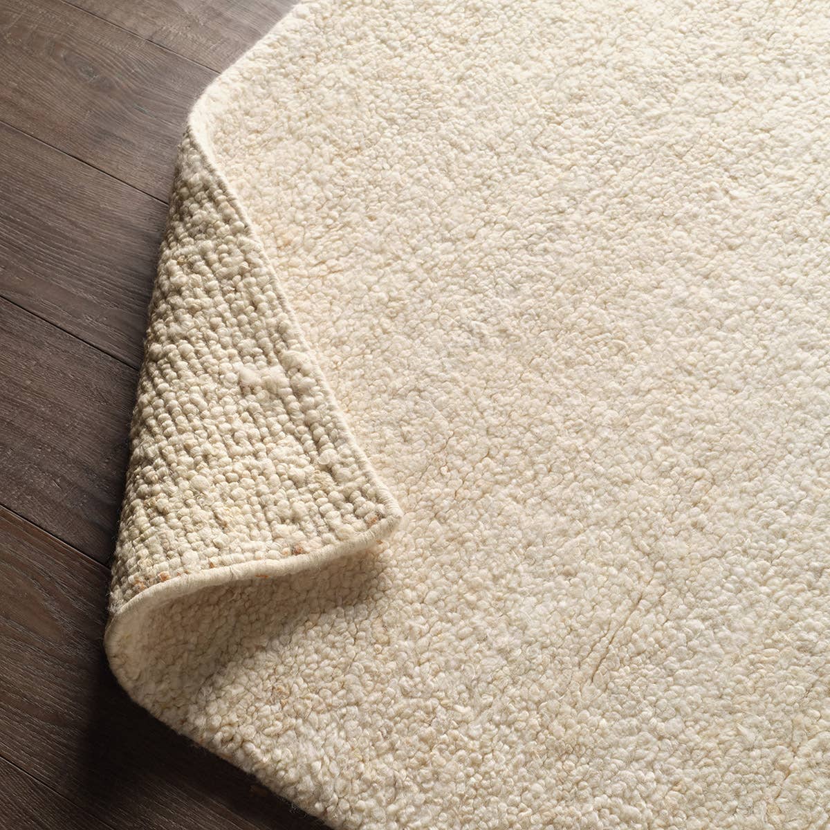 Boucler Eivor Rug – BOU02 – close-up