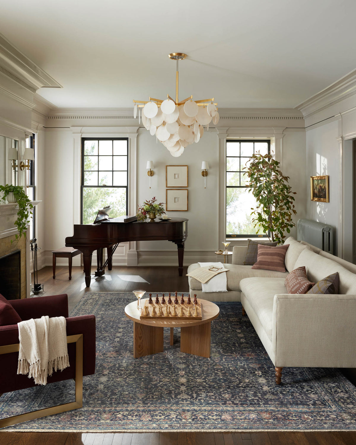 Bradbury Midnight/Multi Rug – room scene
