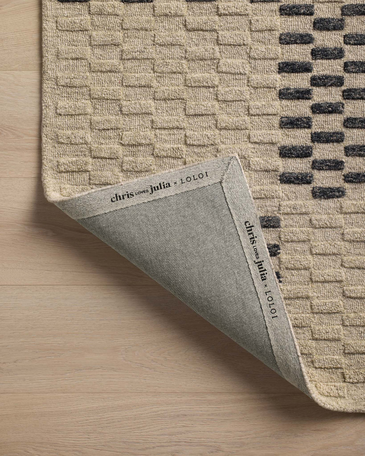 Bradley Beige/Midnight Rug – detail